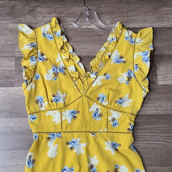 J.O.A. Yellow Floral Print Dress - Picture 5 of 9